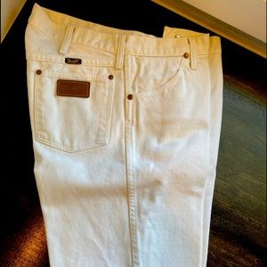 WRANGLER COWBOY CUT-ANTIQUE WASH-35x34